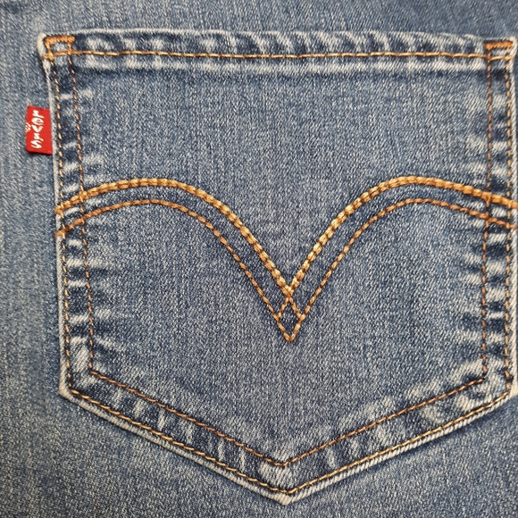Levi's 518 Cut-off Blue Jean Shorts SZ 9 - Picture 8 of 9